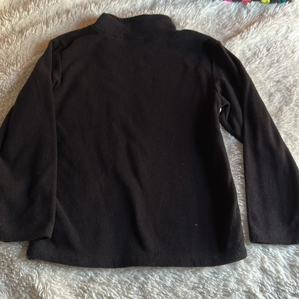 NWT boy long sleeves pull over for boy size M 7/8